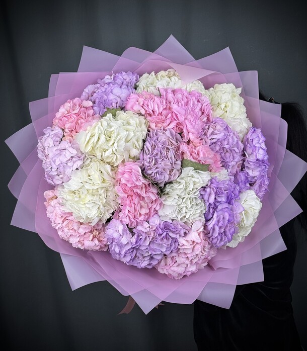 Огромный букет из гортензии, артикул F1397115 - 19690 рублей, доставка по городу. Flawery - доставка цветов