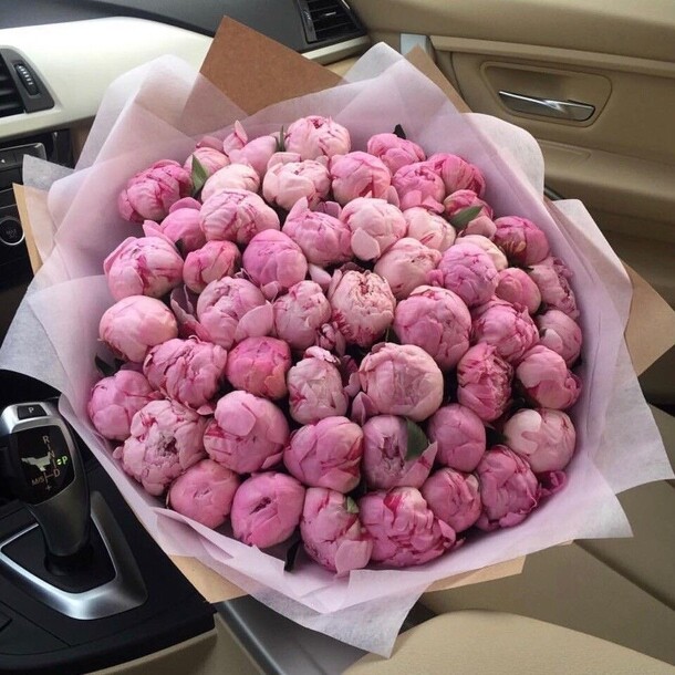 55 розовый пион сара бернар, артикул F1401812 - 57817 рублей, доставка по городу. Flawery - доставка цветов