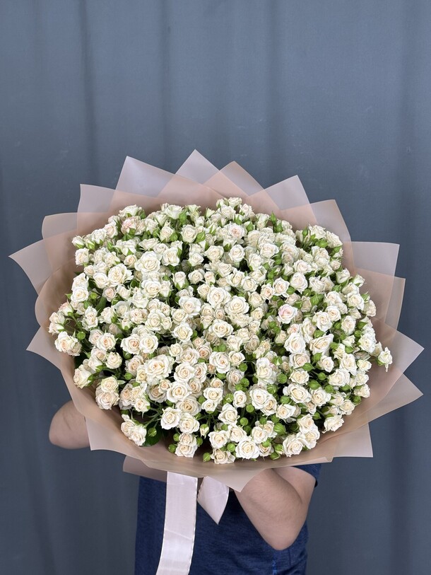 Кустовая роза крем грация, артикул F1435378 - 26290 рублей, доставка по городу. Flawery - доставка цветов