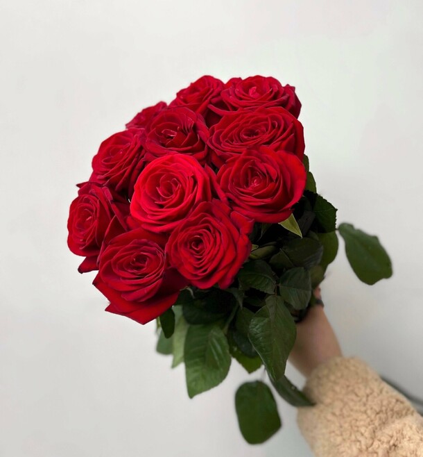 Букет из 11 красных роз 50 см, букет цветов с днем рождения, букет живых цветов, россия, арт: 1608, артикул F1429629 - 6050 рублей, доставка по городу. Flawery - доставка цветов