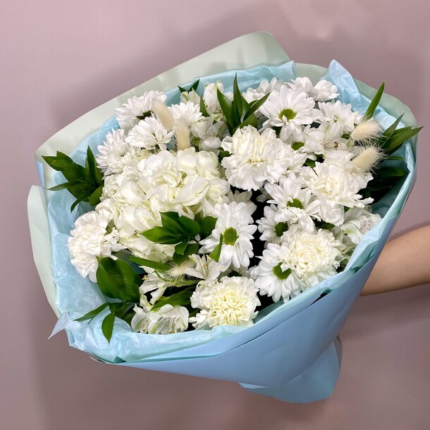 Воздушный букет облачко, артикул F1403396 - 10331 рублей, доставка по городу. Flawery - доставка цветов