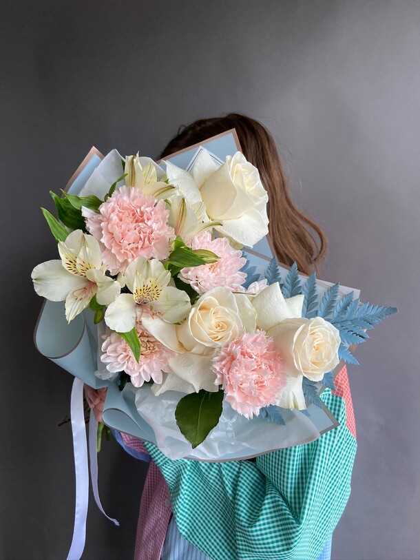 Букет «ванильное небо», артикул F1401282 - 4400 рублей, доставка по городу. Flawery - доставка цветов