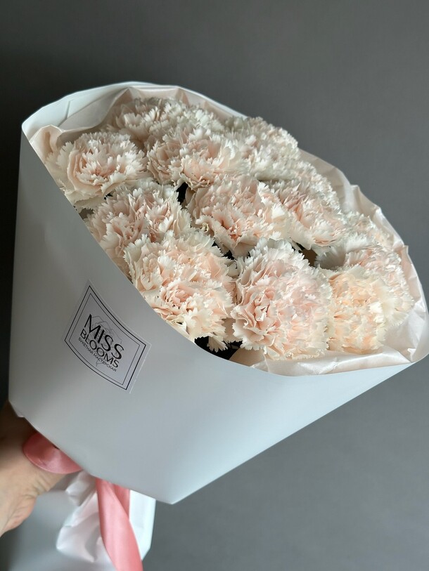 Букет «персиковый брют», артикул F1401340 - 4100 рублей, доставка по городу. Flawery - доставка цветов