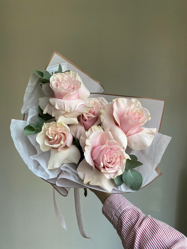 Букет из французской розы, артикул F1401360 - 3990 рублей, доставка по городу. Flawery - доставка цветов