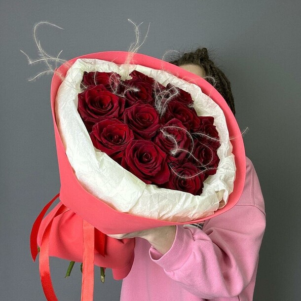 Красные розы, артикул F1405029 - 6350 рублей, доставка по городу. Flawery - доставка цветов