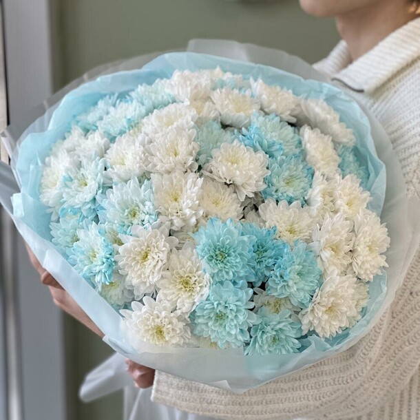 Букет из хризантем "лаура", артикул F1487191 - 6400 рублей, доставка по городу. Flawery - доставка цветов