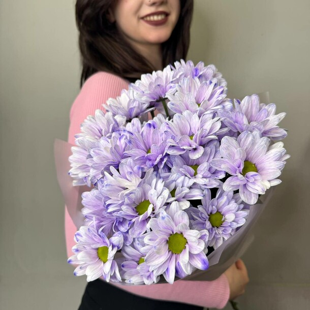 Фиолетовая хризантема, артикул F1430546 - 3500 рублей, доставка по городу. Flawery - доставка цветов