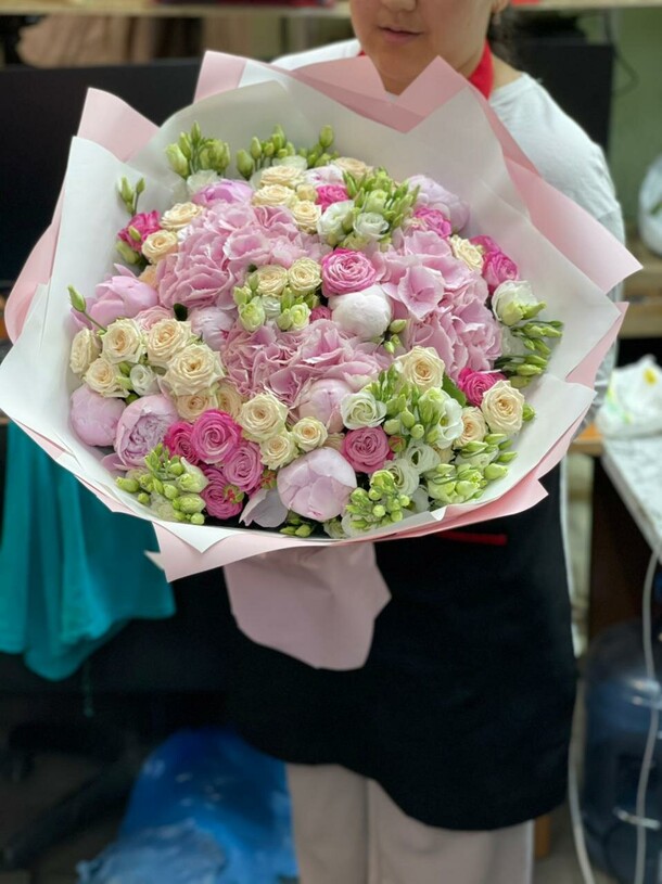 Малышка, артикул F1077150 - 38973 рублей, доставка по городу. Flawery - доставка цветов