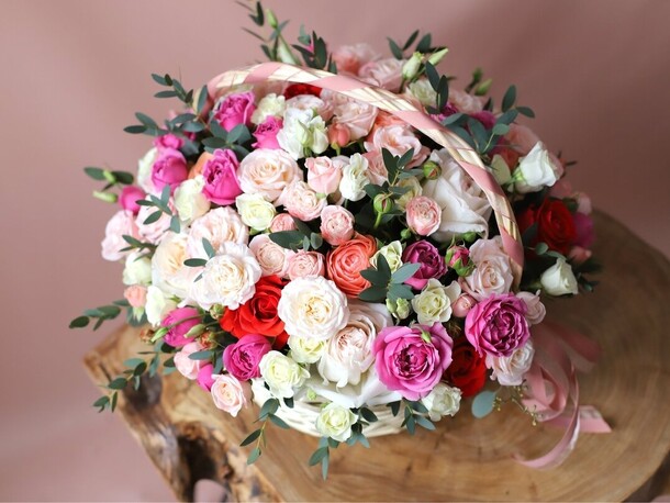 Корзина с цветами, артикул F1132209 - 40994 рублей, доставка по городу. Flawery - доставка цветов