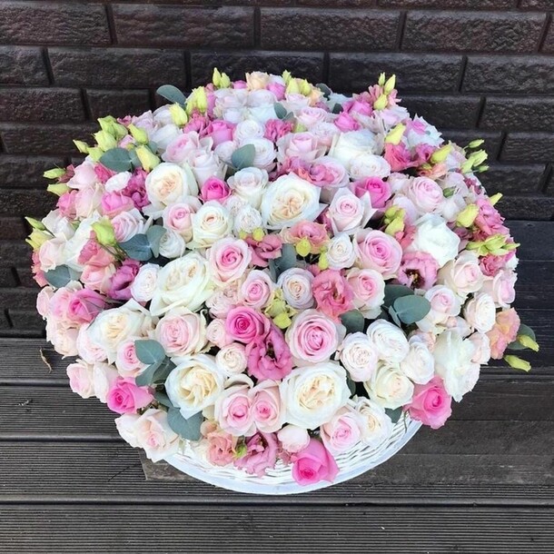 Шикарные подарок, артикул F1133222 - 65999 рублей, доставка по городу. Flawery - доставка цветов