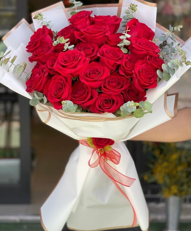 Роза 25 шт, артикул F1136534 - 10889 рублей, доставка по городу. Flawery - доставка цветов