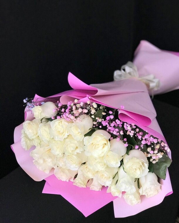 Азалия, артикул F1137968 - 15561 рублей, доставка по городу. Flawery - доставка цветов