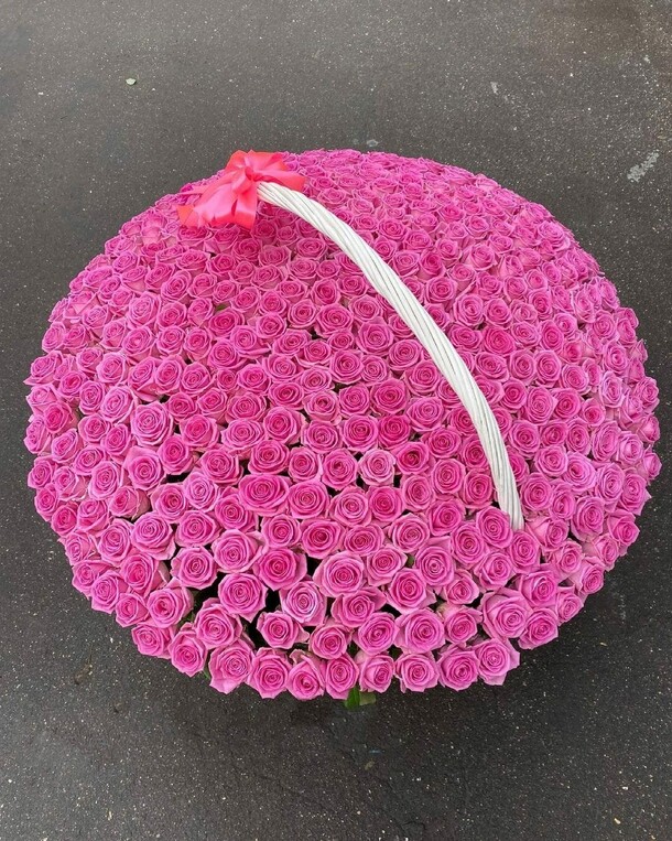 Роза 351, артикул F1144533 - 65999 рублей, доставка по городу. Flawery - доставка цветов