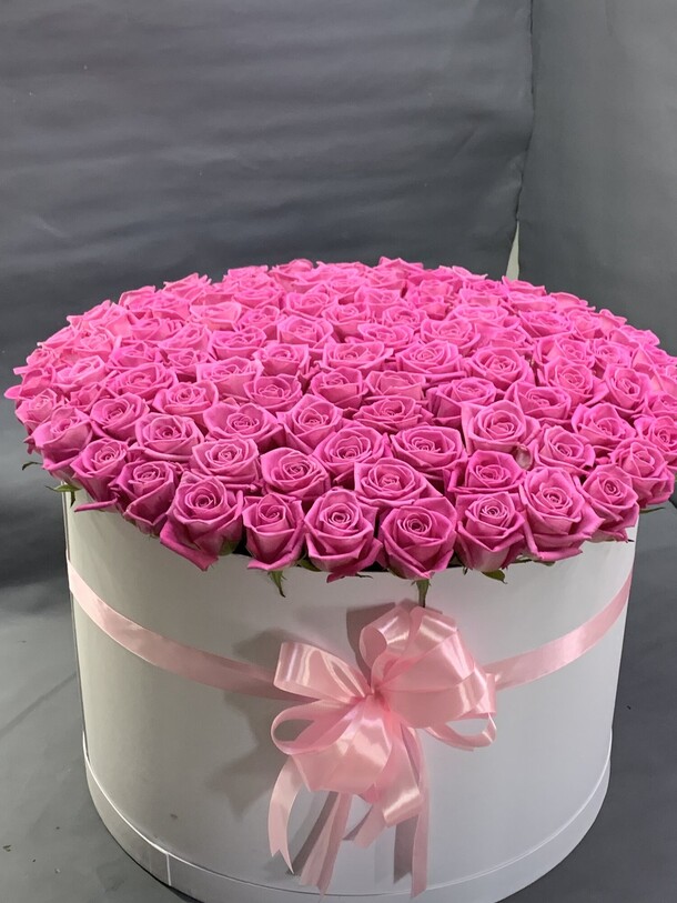 Роза аква 101, артикул F1147507 - 27829 рублей, доставка по городу. Flawery - доставка цветов