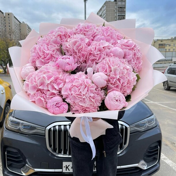 Нежный букет, артикул F1147885 - 24199 рублей, доставка по городу. Flawery - доставка цветов