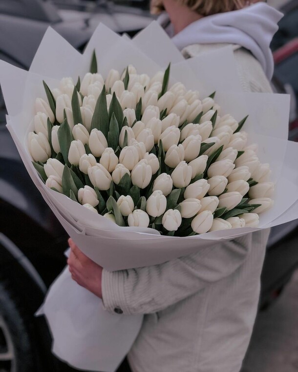 Тюльпан 🌷, артикул F1154203 - 26620 рублей, доставка по городу. Flawery - доставка цветов