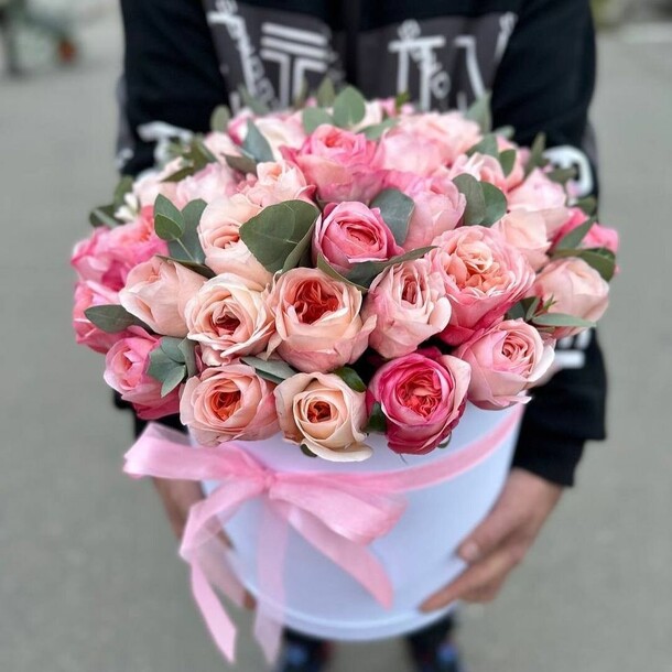 Розы пионовидные, артикул F1154722 - 27330 рублей, доставка по городу. Flawery - доставка цветов