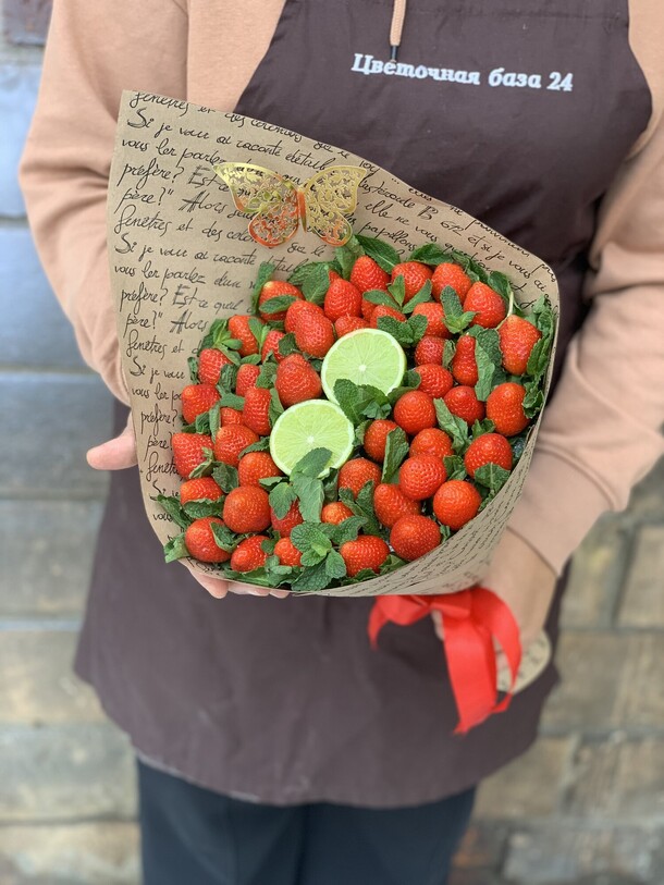 Ягодки вкусняшки, артикул F1155928 - 7039 рублей, доставка по городу. Flawery - доставка цветов