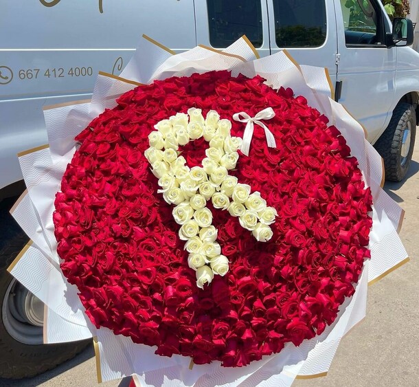 Роза 501, артикул F1158235 - 282457 рублей, доставка по городу. Flawery - доставка цветов