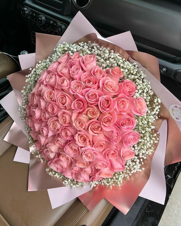 Роза эквадор, артикул F1159870 - 57060 рублей, доставка по городу. Flawery - доставка цветов