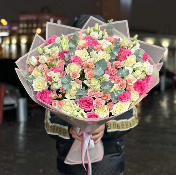 Нежный микс, артикул F1162373 - 25288 рублей, доставка по городу. Flawery - доставка цветов