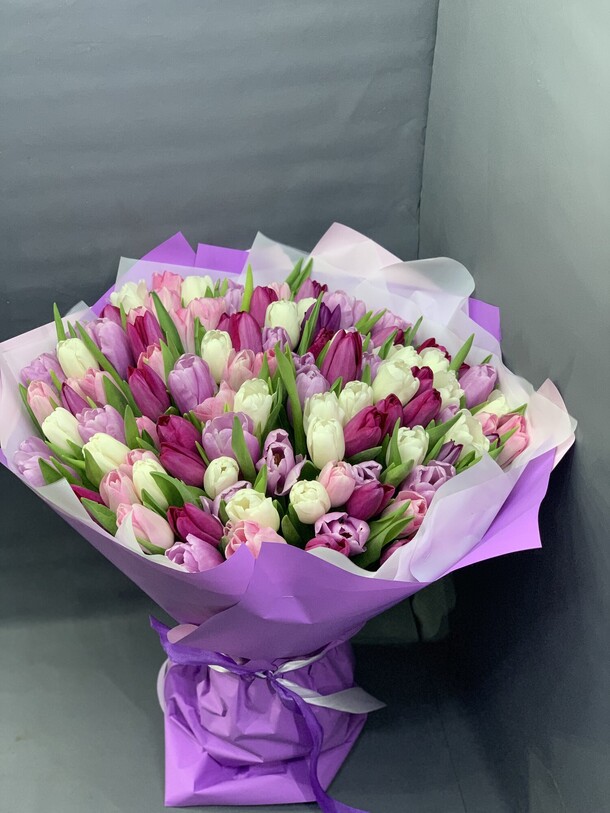 Весенний цветок 🌷, артикул F1176596 - 20660 рублей, доставка по городу. Flawery - доставка цветов