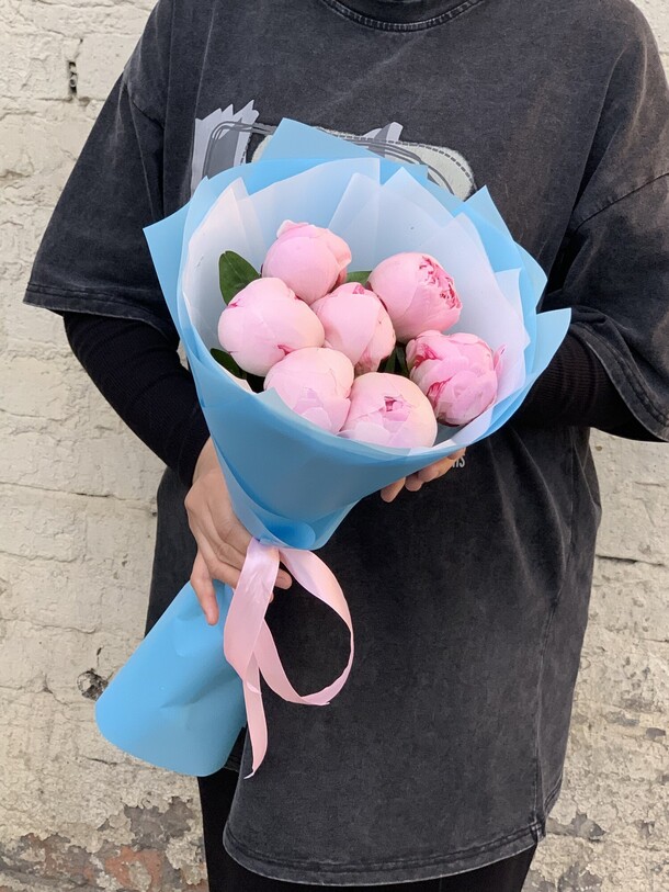 Пион 7 шт, артикул F1190894 - 7259 рублей, доставка по городу. Flawery - доставка цветов