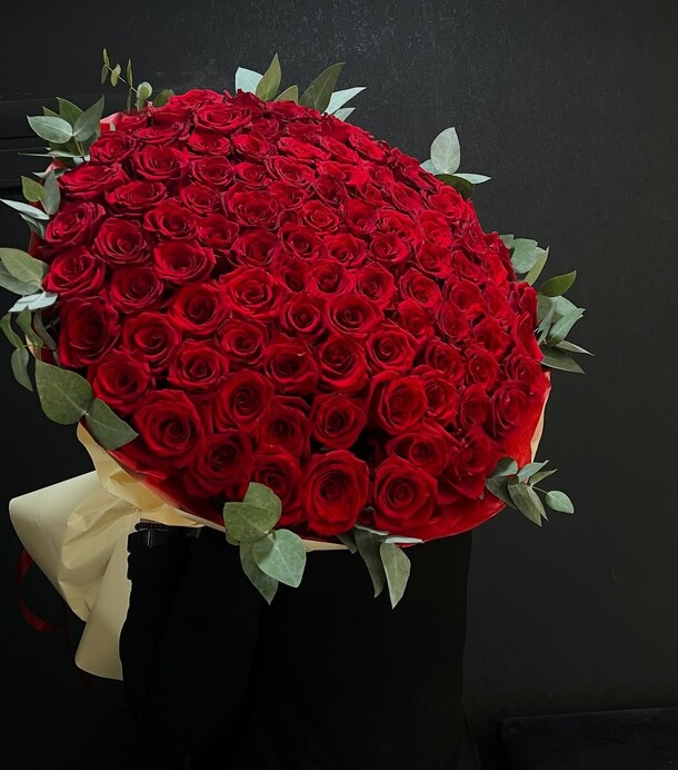 Роза эквадорская, артикул F1366578 - 67759 рублей, доставка по городу. Flawery - доставка цветов