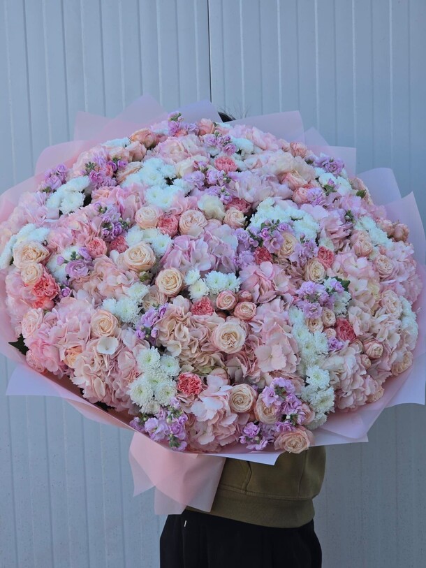 Буке xxxl, артикул F1400017 - 61599 рублей, доставка по городу. Flawery - доставка цветов