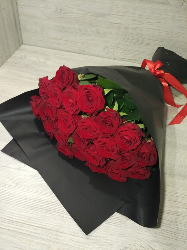 "классика", артикул F17885 - 4999 рублей, доставка по городу. Flawery - доставка цветов