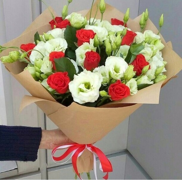 "букет романтика", артикул F17964 - 7794 рублей, доставка по городу. Flawery - доставка цветов