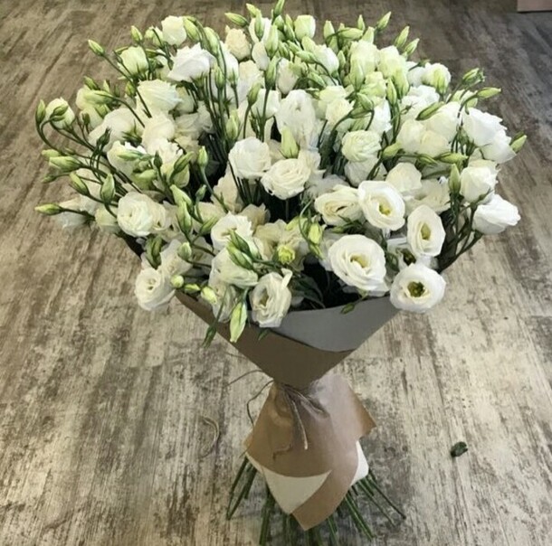 Букет из эустомы, артикул F17994 - 13309 рублей, доставка по городу. Flawery - доставка цветов