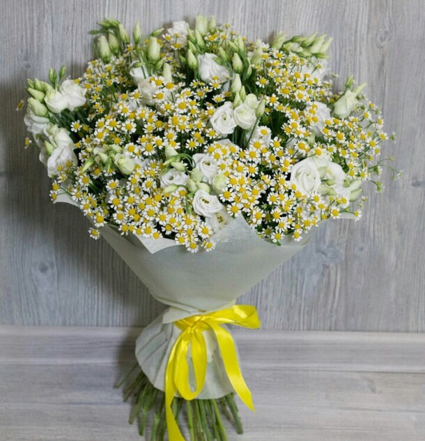 "букет росистое утро", артикул F17999 - 13640 рублей, доставка по городу. Flawery - доставка цветов