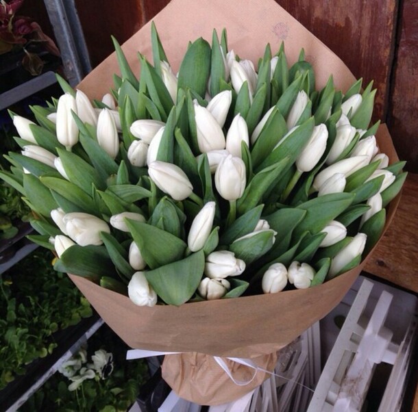 Белый ангел, артикул F18749 - 11419 рублей, доставка по городу. Flawery - доставка цветов