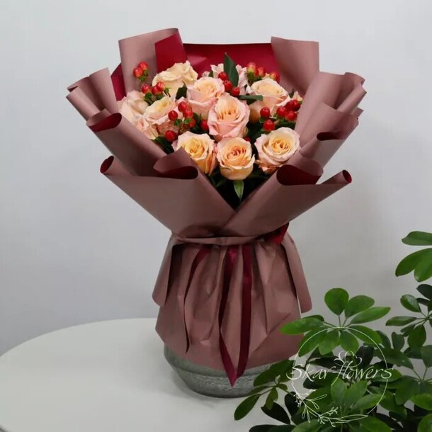 Букет "валенсия", артикул F1362315 - 5750 рублей, доставка по городу. Flawery - доставка цветов