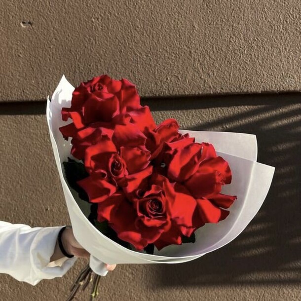 Французский поцелуй, артикул F1408332 - 2959 рублей, доставка по городу. Flawery - доставка цветов