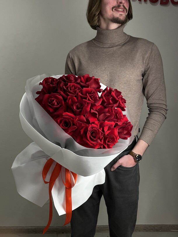 Признание в любви 🥰, артикул F1409129 - 7689 рублей, доставка по городу. Flawery - доставка цветов