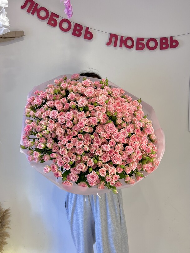 Букет «101 кустовая роза», артикул F1446589 - 27489 рублей, доставка по городу. Flawery - доставка цветов