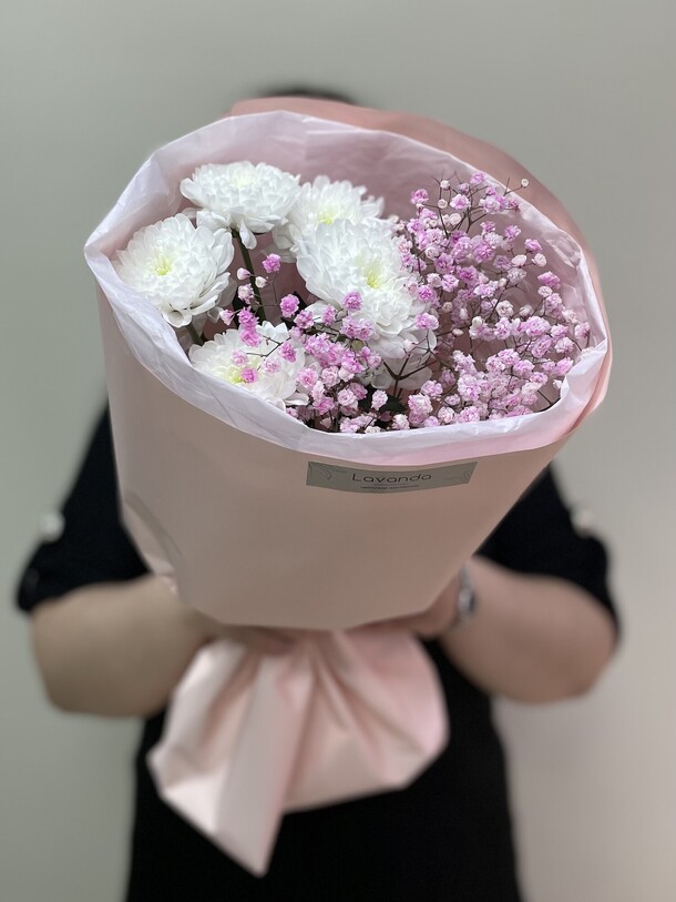 Букет-комплимент, артикул F1420738 - 2310 рублей, доставка по городу. Flawery - доставка цветов