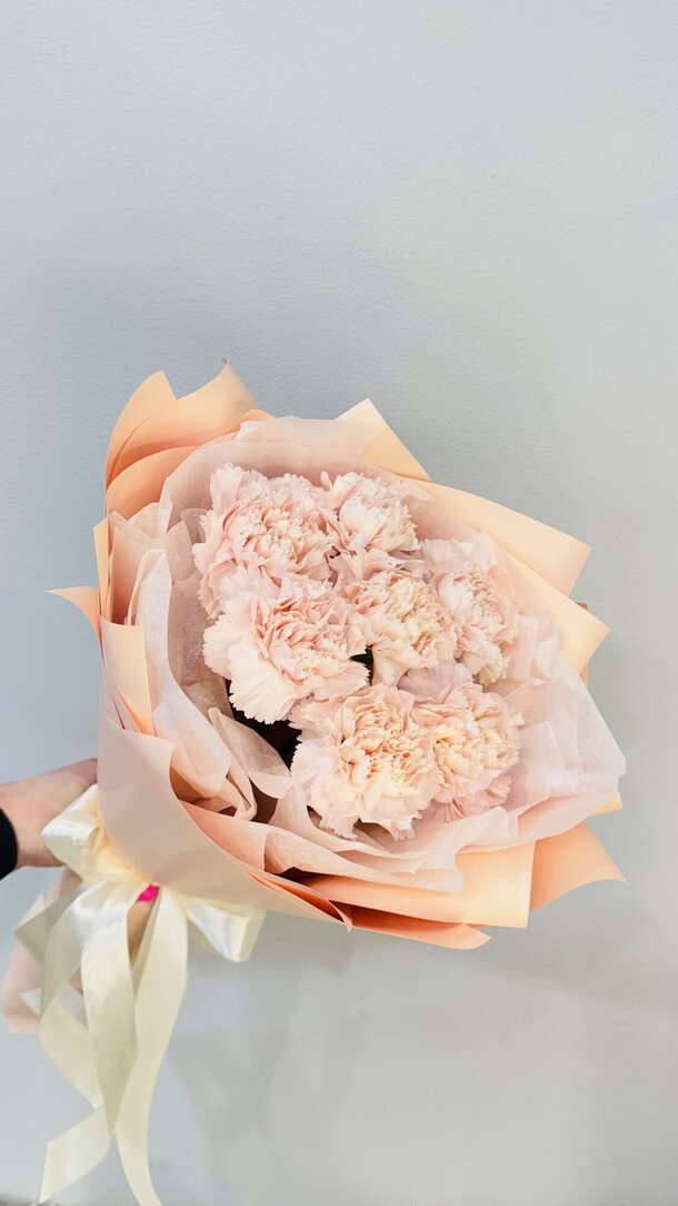 Комплимент, артикул F1410754 - 1500 рублей, доставка по городу. Flawery - доставка цветов