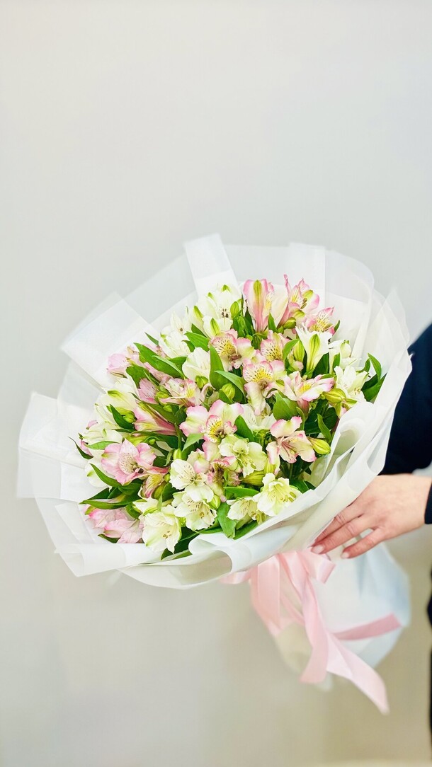 Нежность чувств, артикул F1410790 - 2900 рублей, доставка по городу. Flawery - доставка цветов