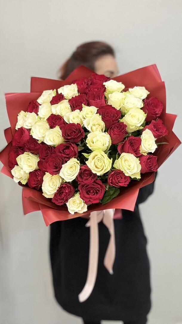 Инь янь, артикул F1410799 - 10300 рублей, доставка по городу. Flawery - доставка цветов