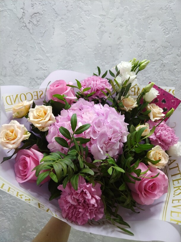 Лика, артикул F1148587 - 4440 рублей, доставка по городу. Flawery - доставка цветов