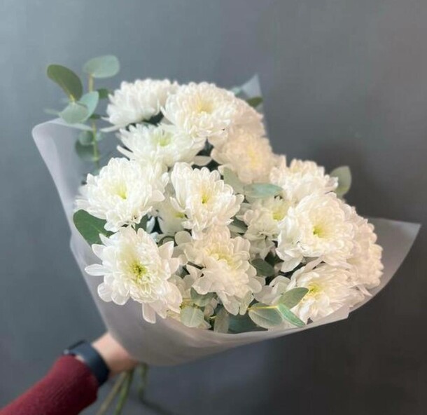 Букет из хризантем, артикул F1413171 - 2000 рублей, доставка по городу. Flawery - доставка цветов