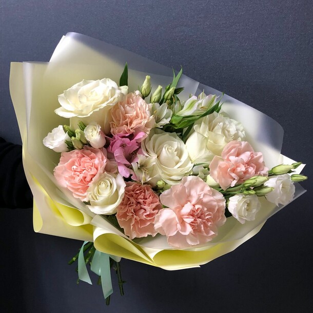 Бархатная нежность, артикул F1211979 - 4950 рублей, доставка по городу. Flawery - доставка цветов