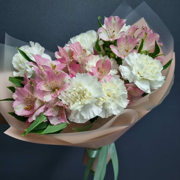 Воздушный поцелуй, артикул F1231716 - 5767 рублей, доставка по городу. Flawery - доставка цветов