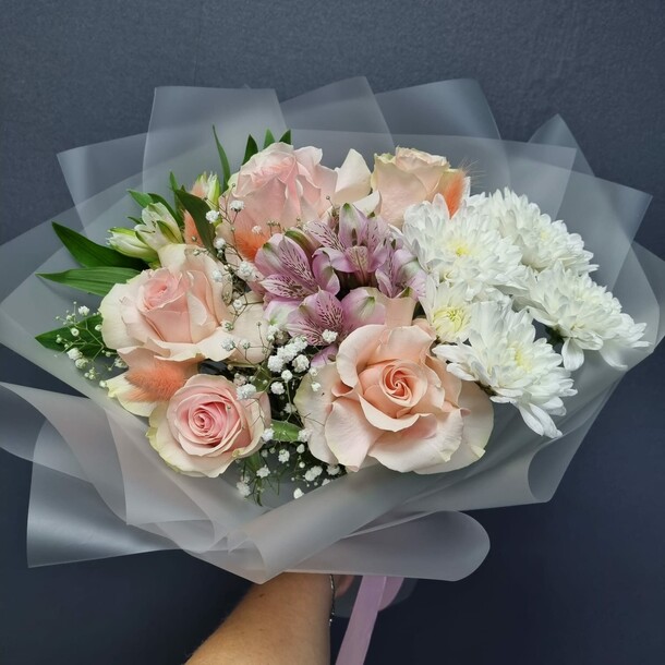 "праздничное настроение", артикул F1244395 - 3990 рублей, доставка по городу. Flawery - доставка цветов