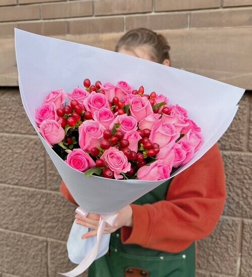 Букет розовые бусы, размер m, артикул F1421964 - 7091 рублей, доставка по городу. Flawery - доставка цветов