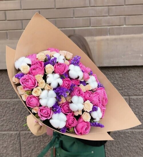 Букет валенсия, размер м, артикул F1422826 - 8000 рублей, доставка по городу. Flawery - доставка цветов