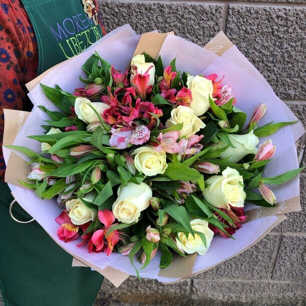 Букет "грация" средний, артикул F29234 - 6909 рублей, доставка по городу. Flawery - доставка цветов